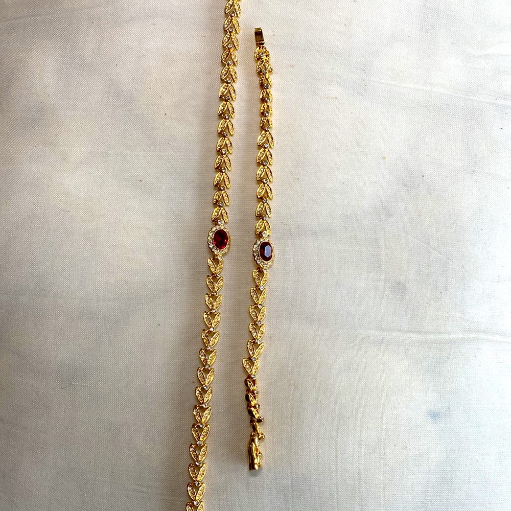 Necklace and bracelet